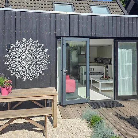 1 Bedroom Lovely In * Heiloo